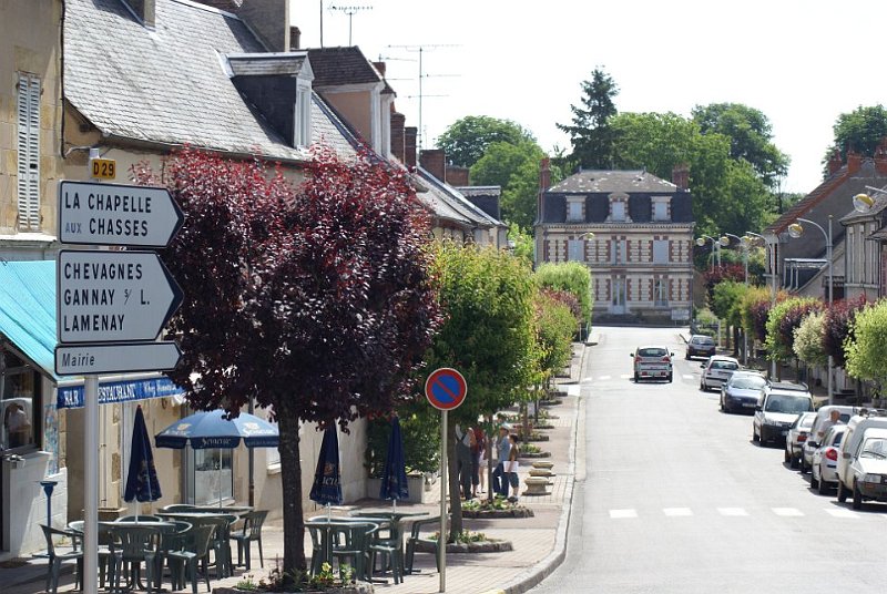 056 Waldescher Schüler in Lucenay 2011